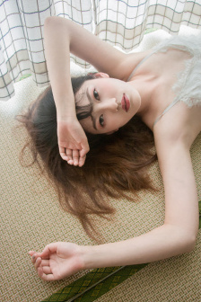 穿成猫后我喂养了小皇子